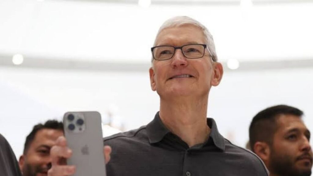 Tim Cook salary, stock awards, and net worth
